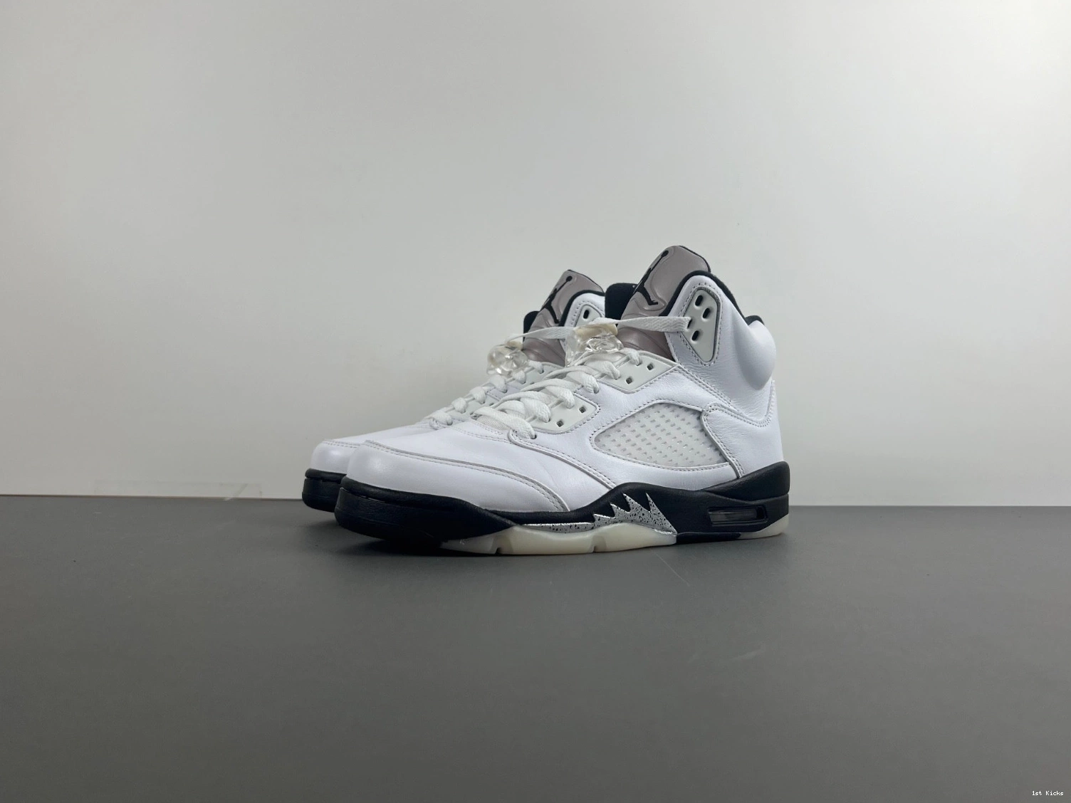 5 Black Air DD0587-110 Jordan White 0126